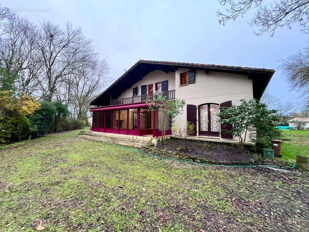 Maison à SAINT-LOUBES