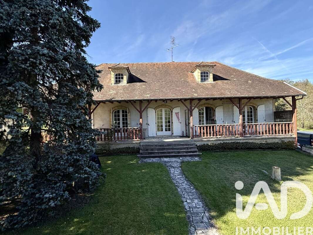 Photo 3 - Maison à LE LARDIN-SAINT-LAZARE