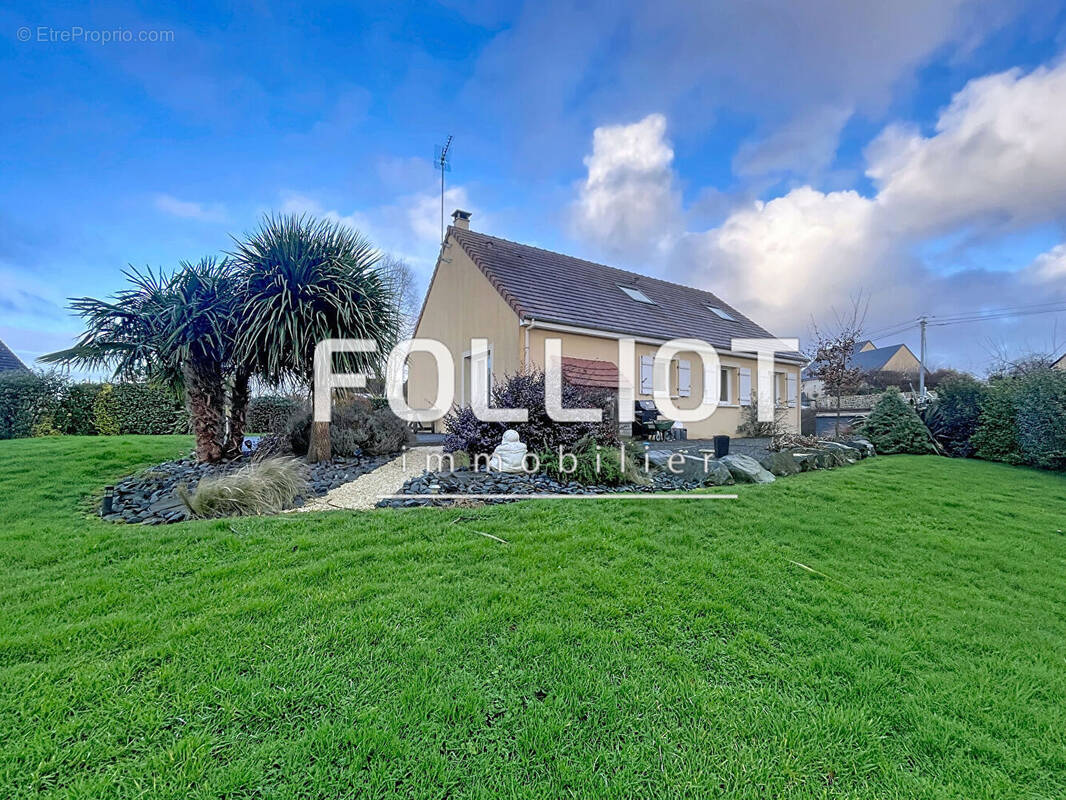 Maison à CERISY-LA-SALLE