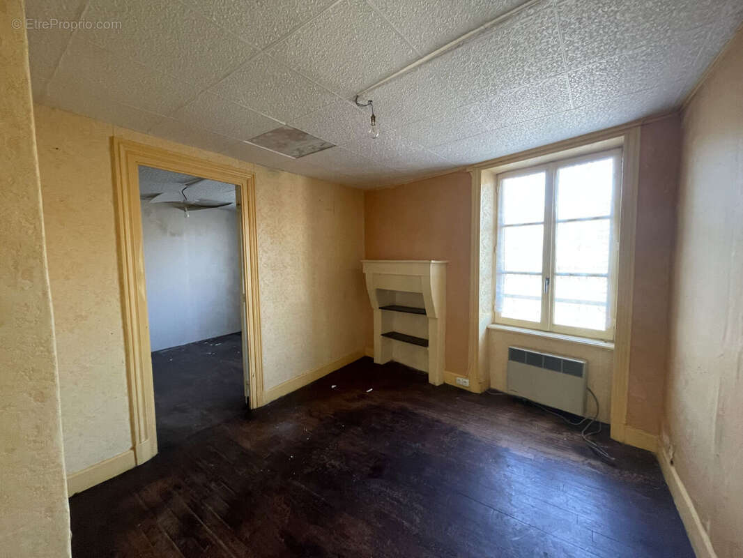 Photo 7 - Appartement à AMPLEPUIS