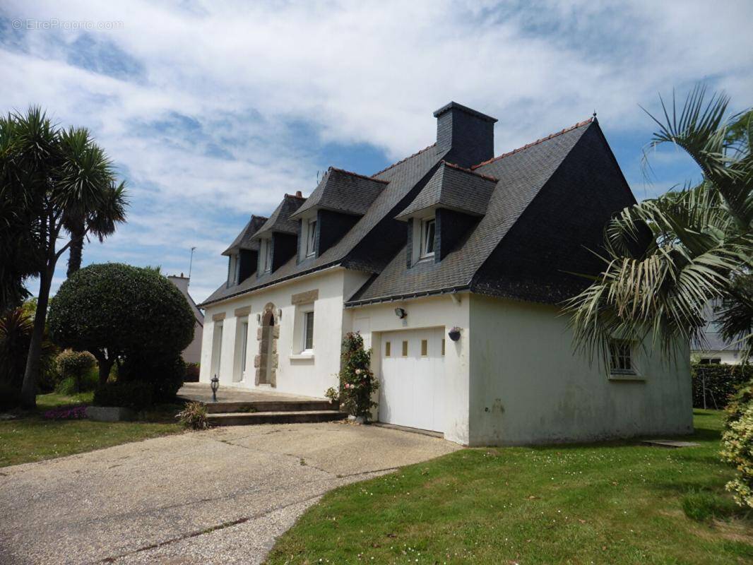 Maison à TREMEVEN