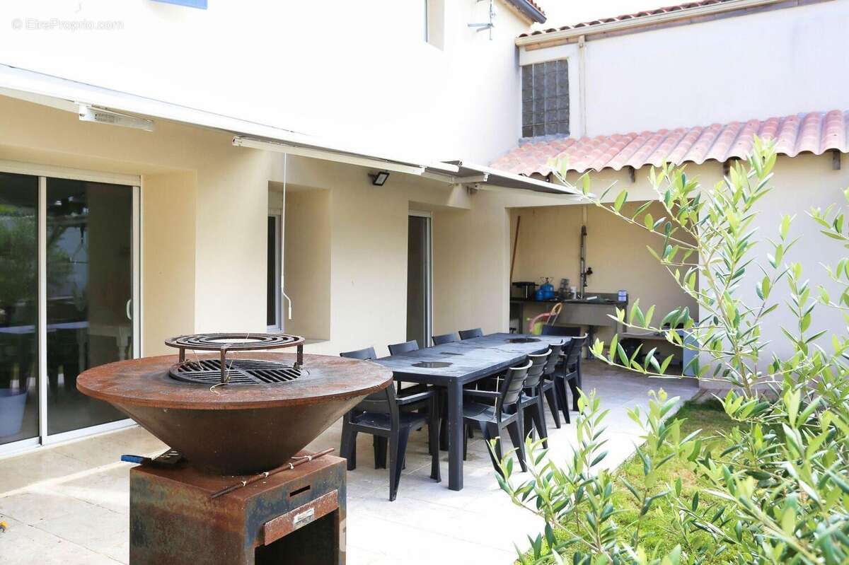 Maison 131 m² à Saint-Sauveur-D'aunis  - photo 36