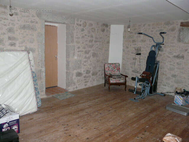 Agen nerac bel enclos maison dependances gros potentiel - photo 28