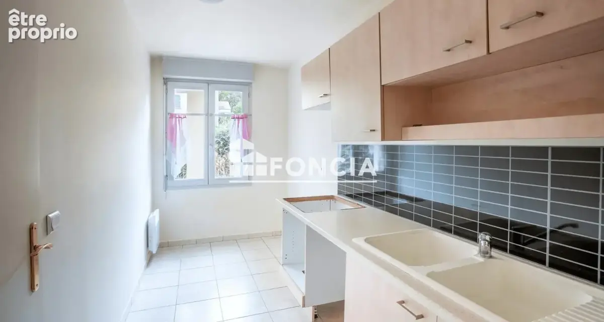 Appartement 3 pièces 71 m² à vendre à Chambourcy (78240) - photo 3