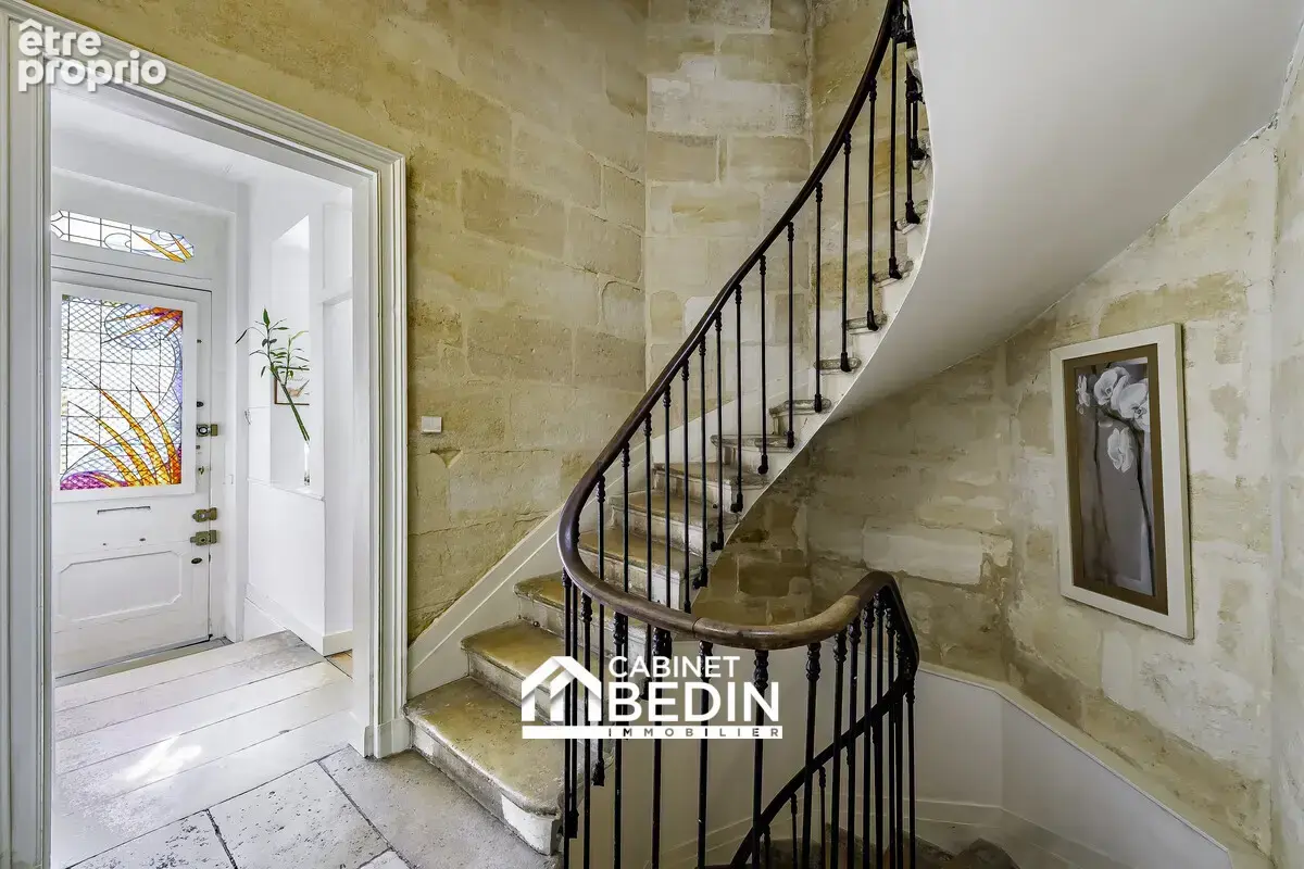 Maison 7 pièces 194 m² à vendre à Bordeaux (33300) - photo 3