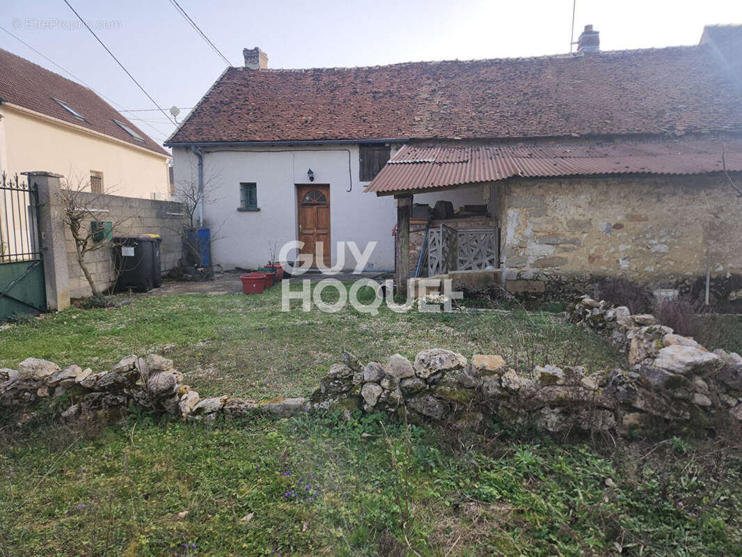 Maison à LONGUEVILLE