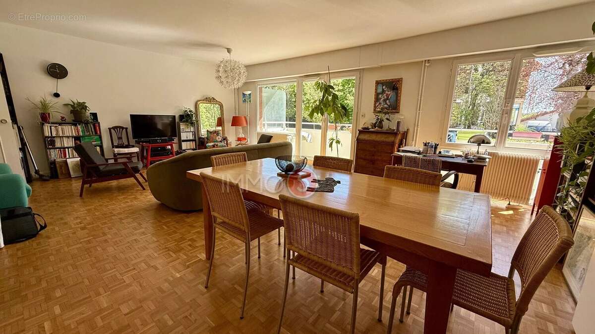 Appartement à VILLEMOMBLE