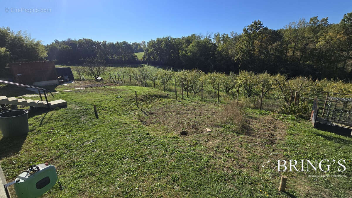 Maison à MONTESQUIEU