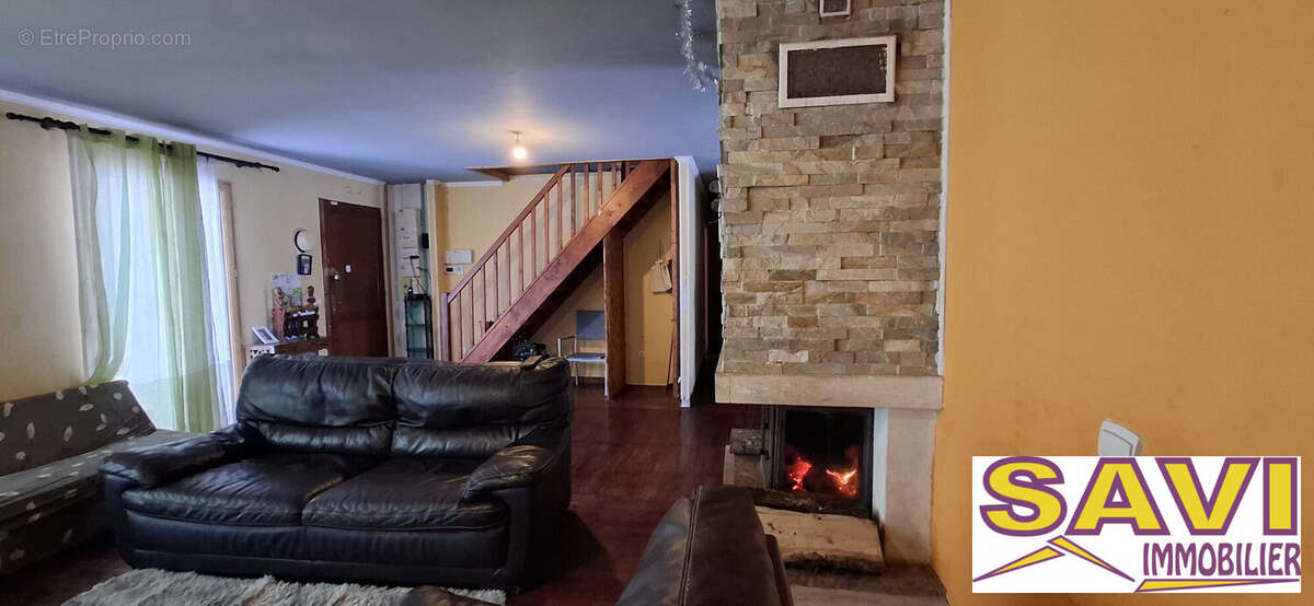 Maison à FERRIERES-EN-GATINAIS