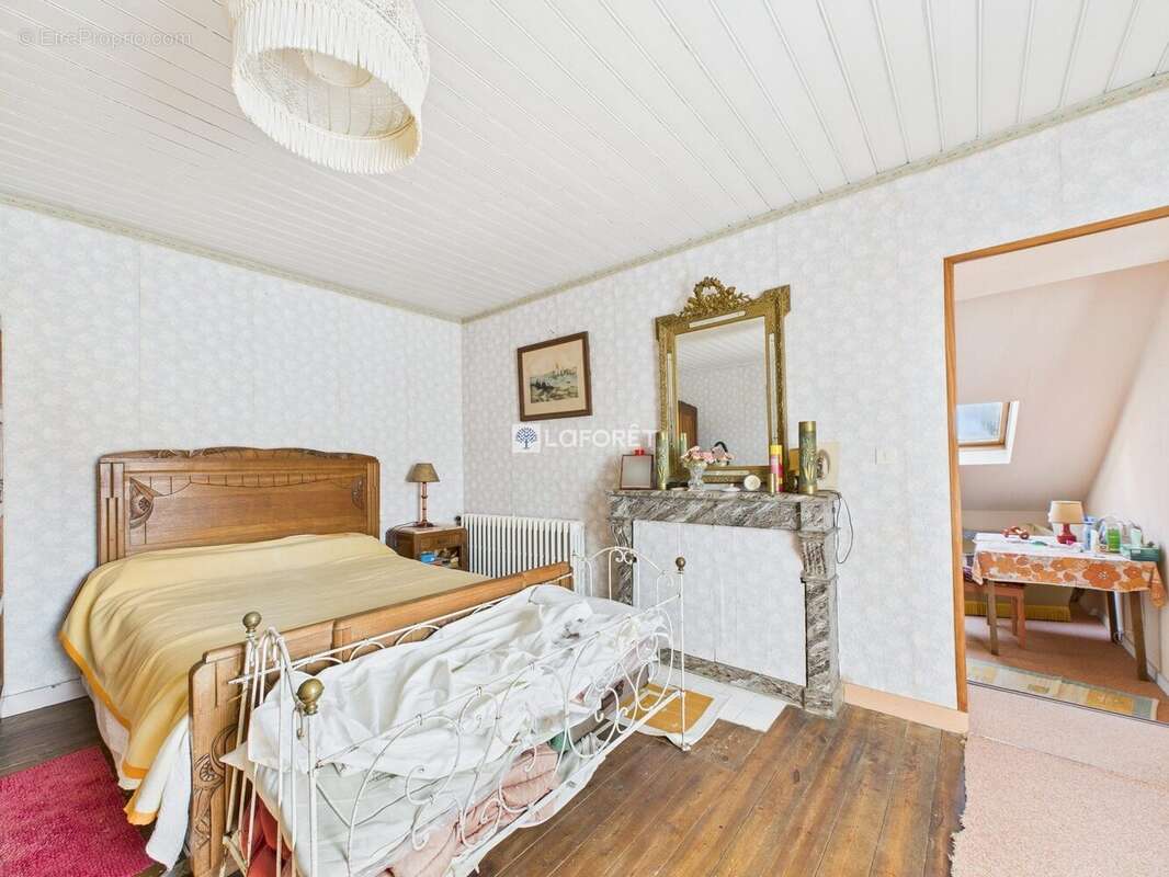 Maison à PONT-DE-BUIS-LES-QUIMERCH