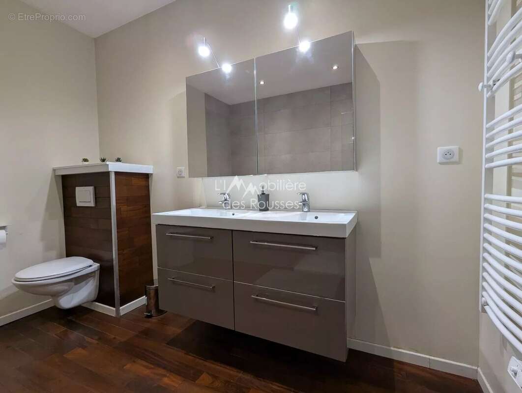 Appartement à LA MOUILLE