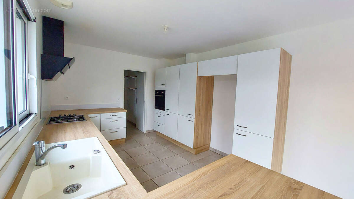 Maison à GUICHAINVILLE