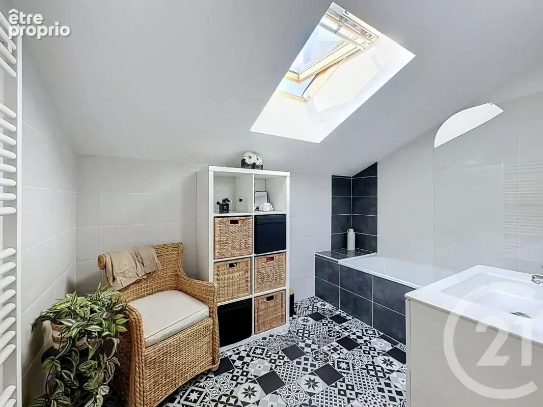Duplex/Triplex - photo 9