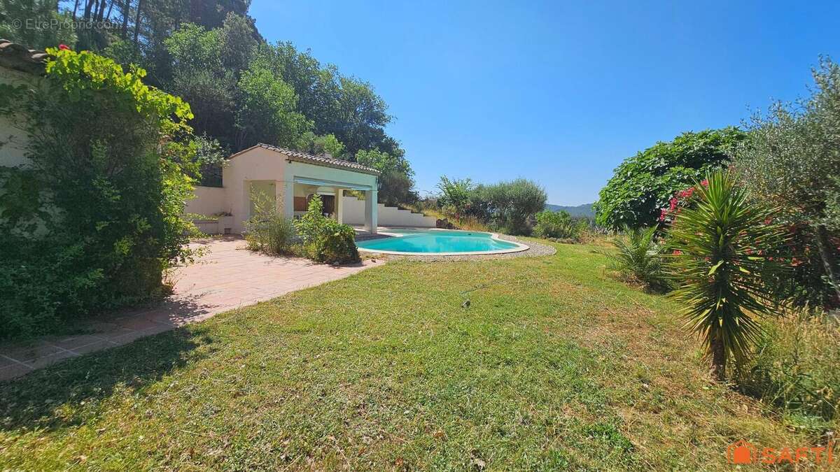 Photo 4 - Maison à SALERNES