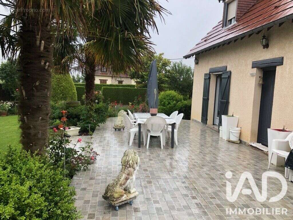 Maison 139 m² à Quittebeuf  - photo 2