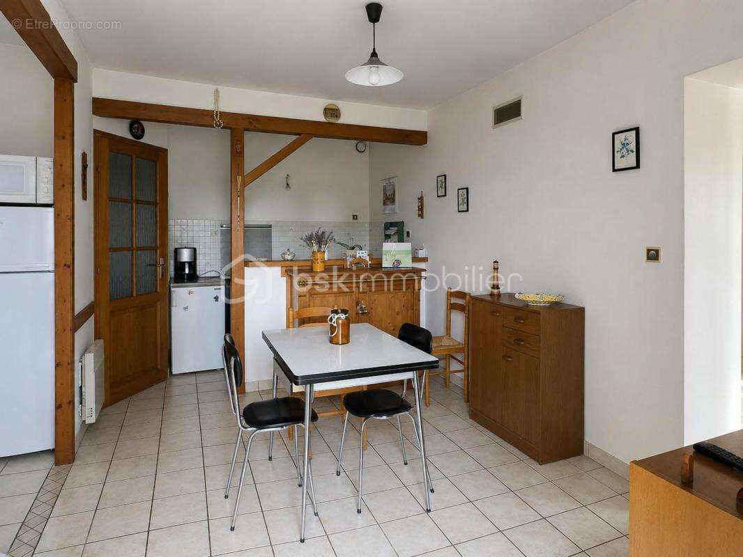 Double maison – dépendances – terrain constructible à 15 min des herbiers - photo 3