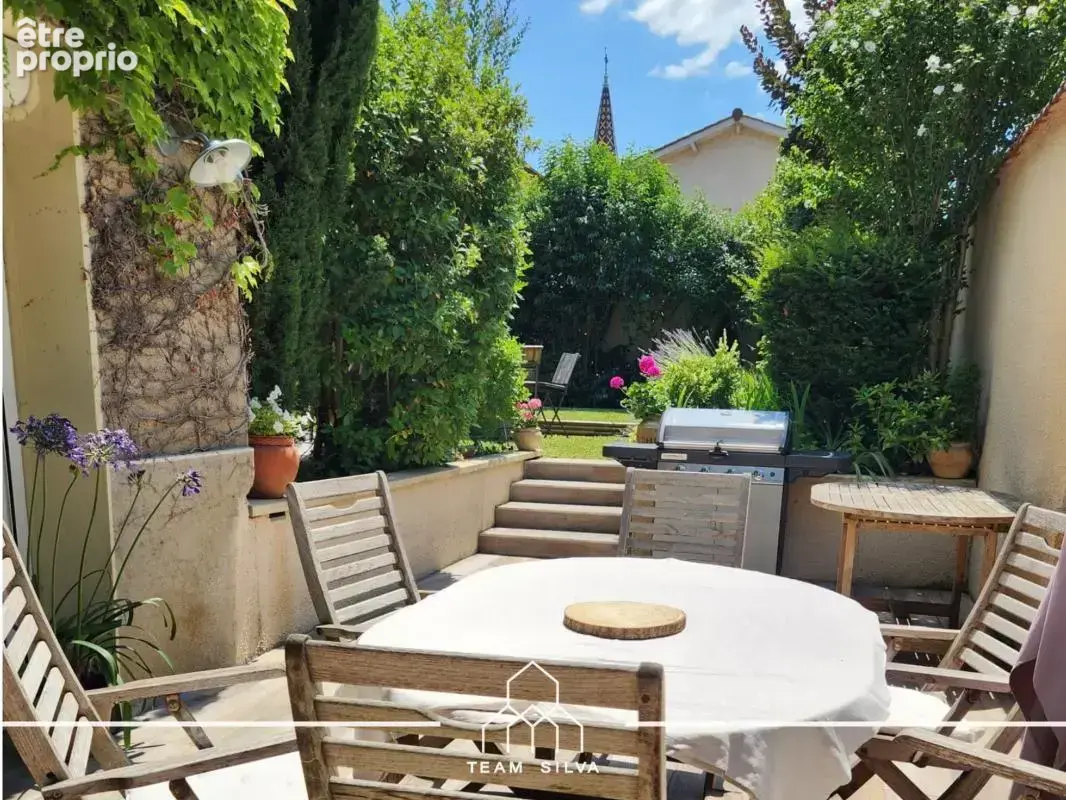 Maison 5 pièces 195 m² à vendre à Mions (69780) - photo 10
