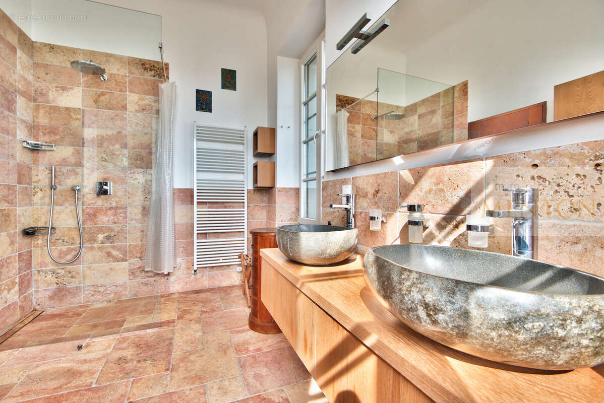 Menton - quartier  annonciade -  3 villas - vue panoramique mer - piscine 1800m terrain  - parkings - photo 27