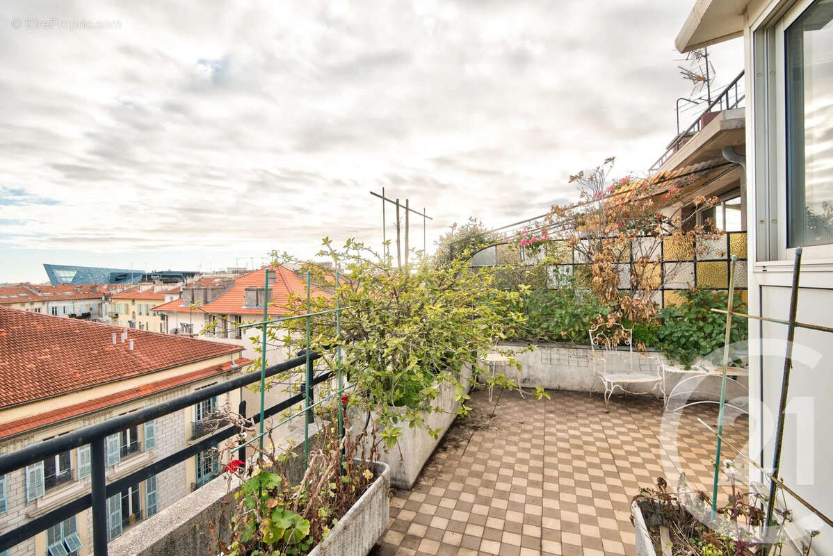Appartement à NICE