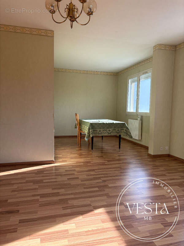 Appartement à SAINT-APOLLINAIRE