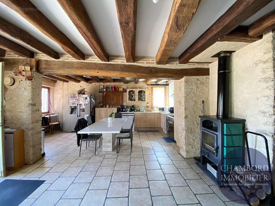 Maison à HUISSEAU-SUR-COSSON