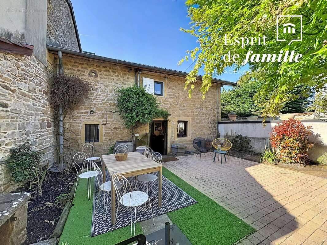 Maison à SAINT-DIDIER-AU-MONT-D'OR