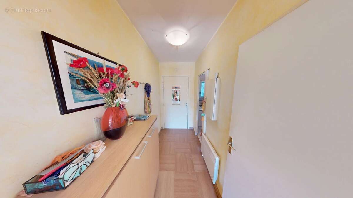 Appartement à VILLENEUVE-LOUBET