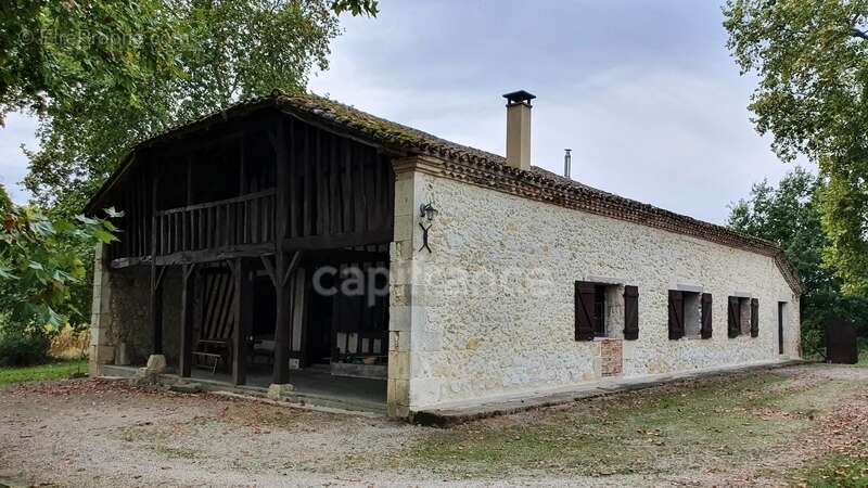 Maison en pierre et colombages, à vendre 4 pièces LAGRANGE (40) - photo 2