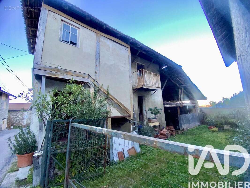 Photo 2 - Maison à CHAPAREILLAN