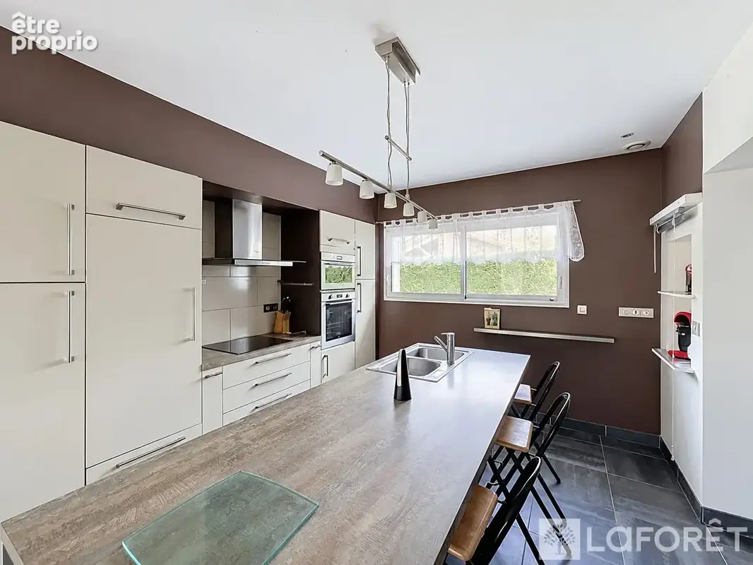 Maison Beychac Et Caillau 4 pièce(s) 130 m2 - photo 3