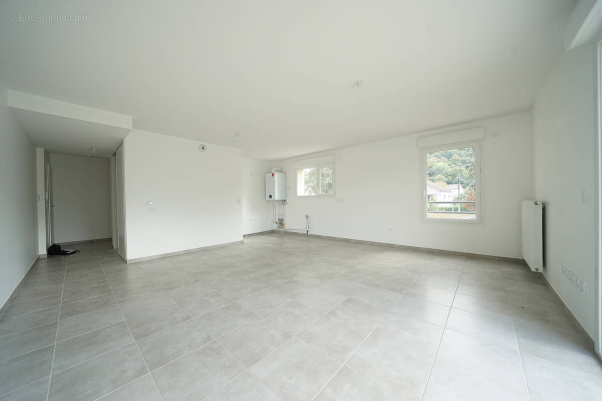 Appartement à ECHIROLLES