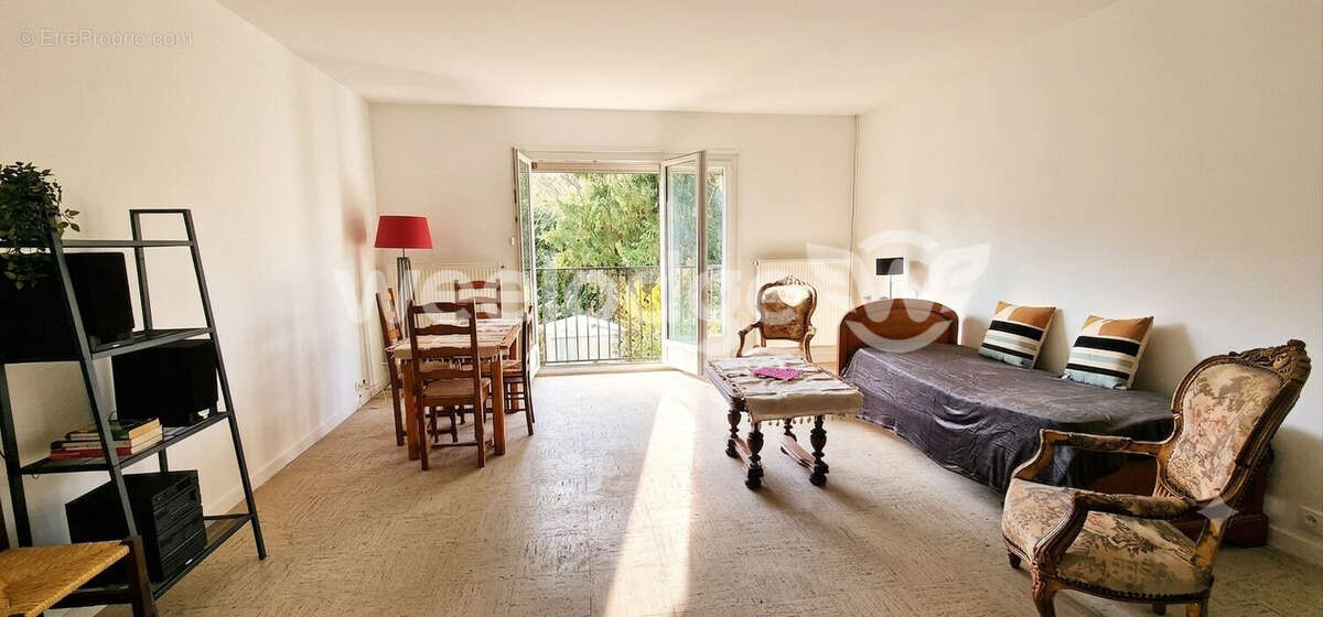 Maison à ELANCOURT