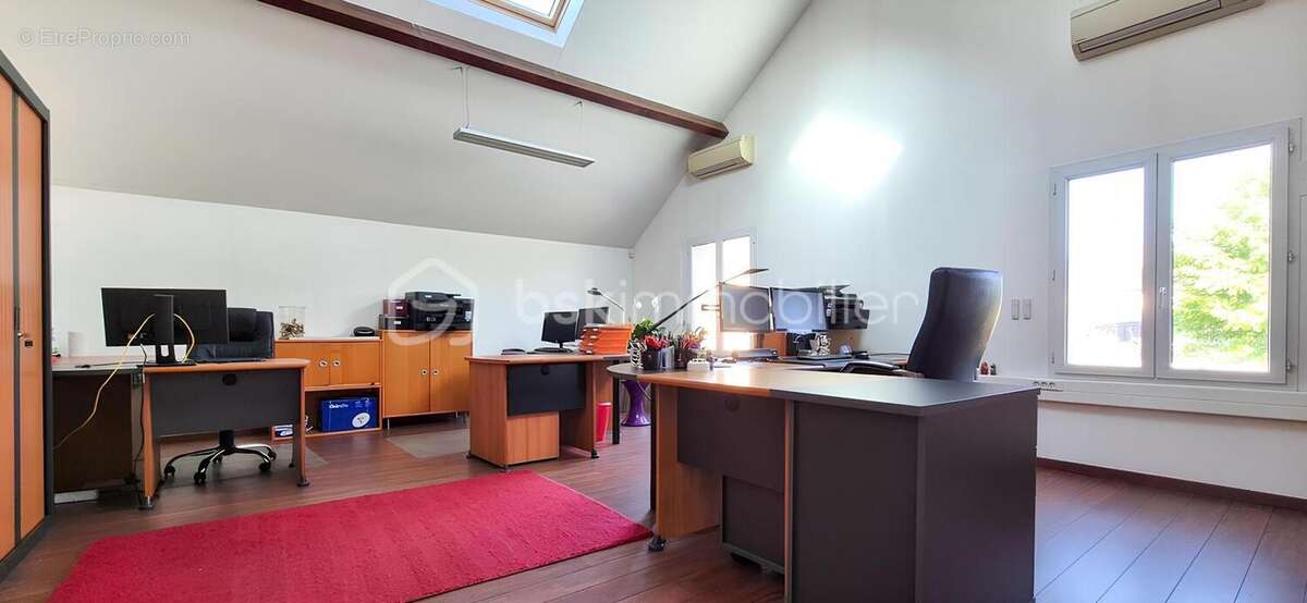 Commerce à BALLAINVILLIERS