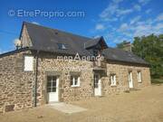 Maison à AMBRIERES-LES-VALLEES