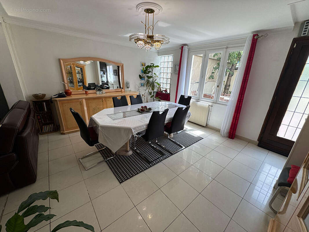 Maison à NOISY-LE-SEC