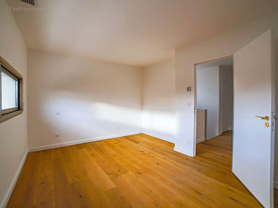 Maison à LUNEL-VIEL