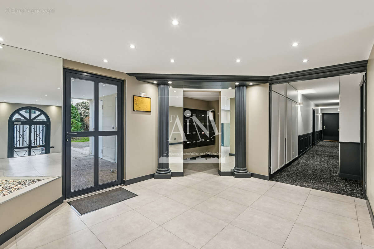 Appartement à NANTERRE