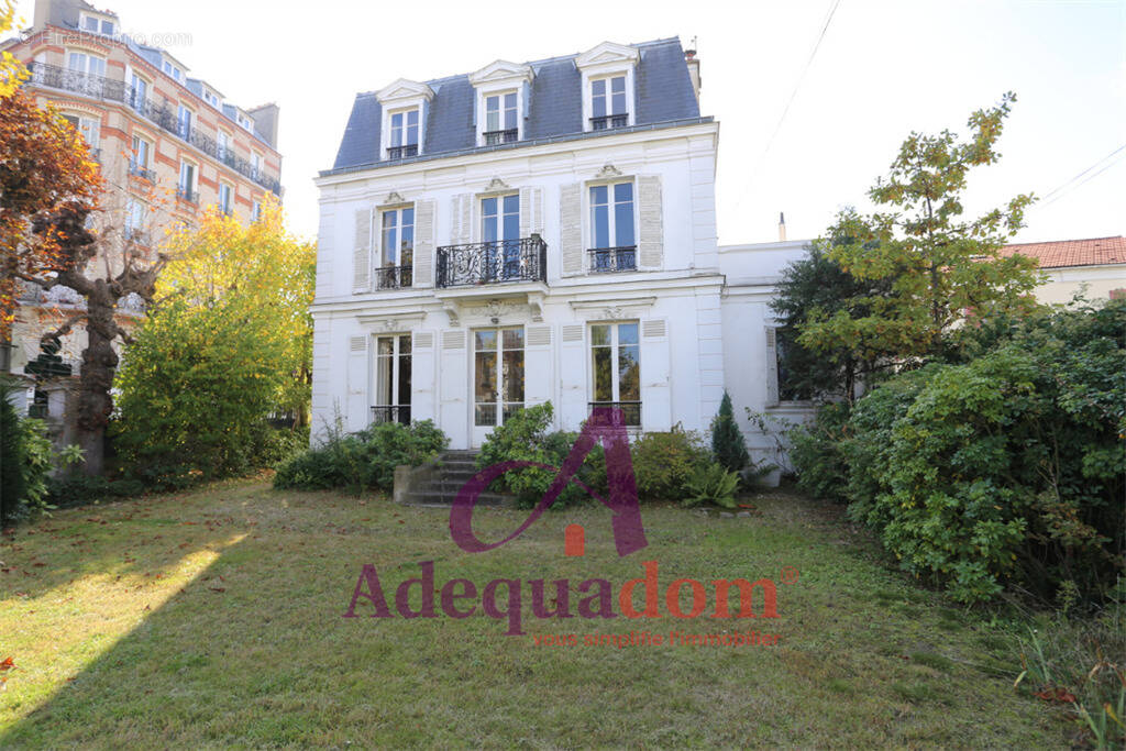 Maison à COLOMBES