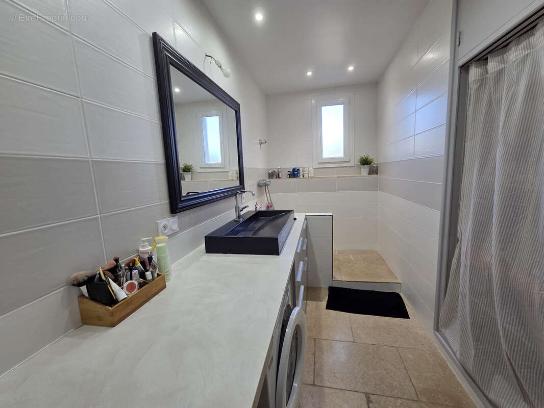 Appartement DUPLEX 224 m2 habitables terrain 408 m2 EXCELLENT ETAT - photo 5