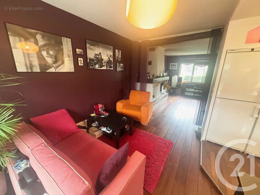 Maison à SAINT-MARTIN-DU-TERTRE