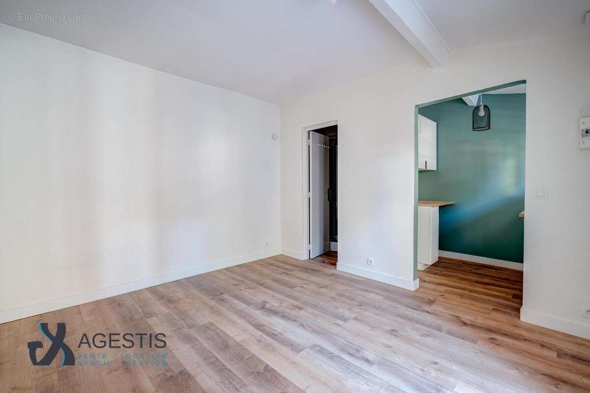   - Appartement à TOULOUSE