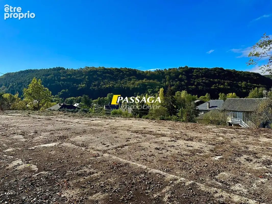 A VENDRE - Terrain à bâtir de 1 181 m² - SEVERAC D'AVEYRON - photo 1