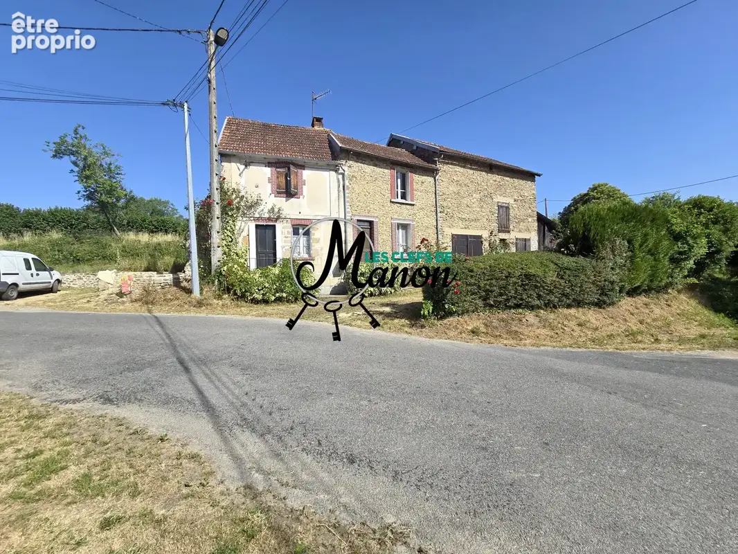 Photo Maison à Saint-Amand-Magnazeix au prix de 69 800€