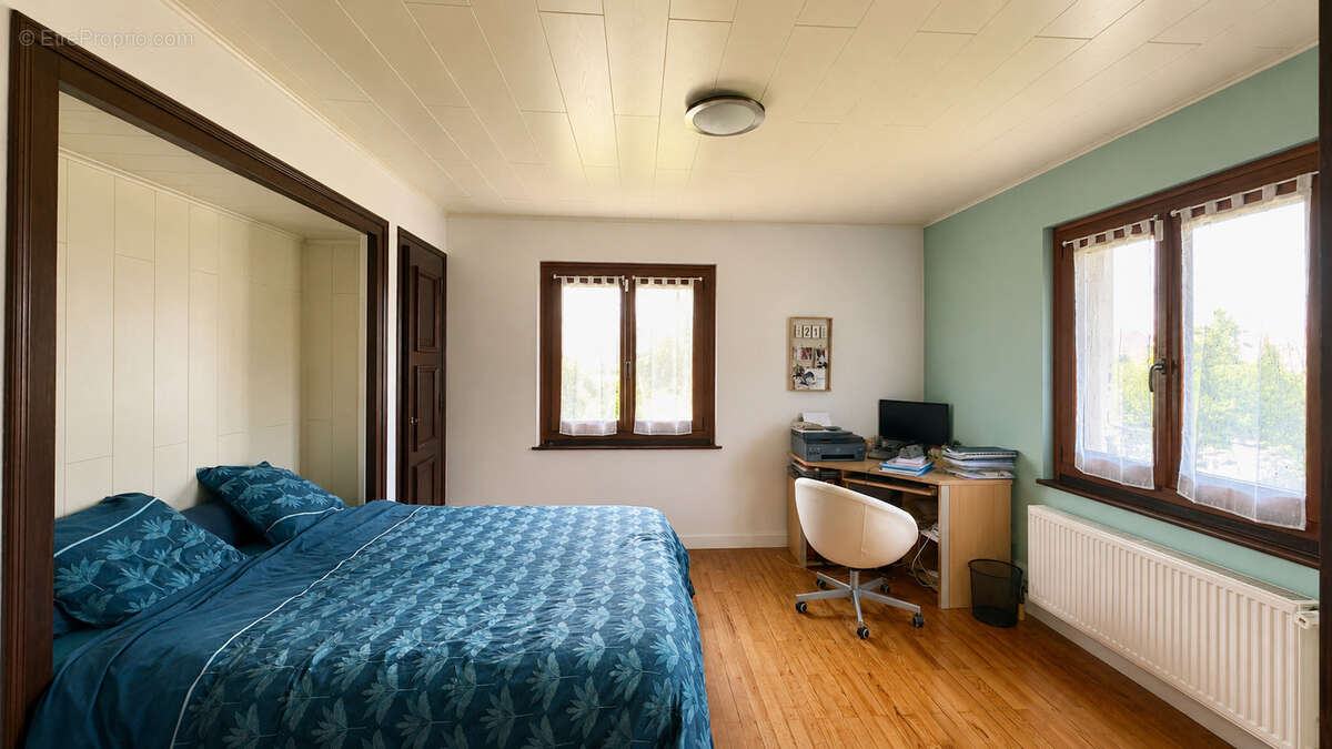 Viuz en Sallaz, maison 7 pièces à vendre - photo 5