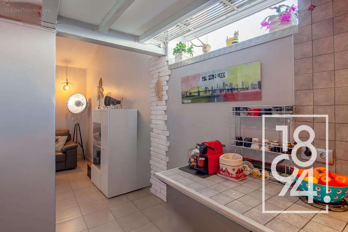 Appartement à VENELLES