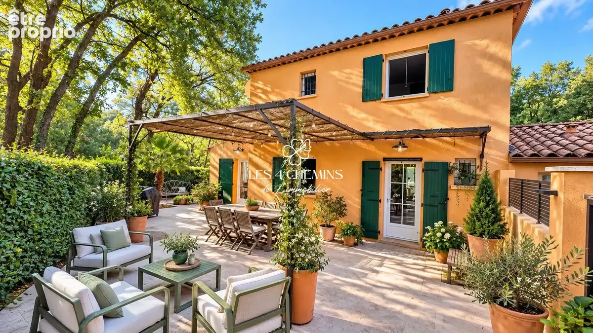 Photo Maison à Chateauneuf-Le-Rouge au prix de 540 000€