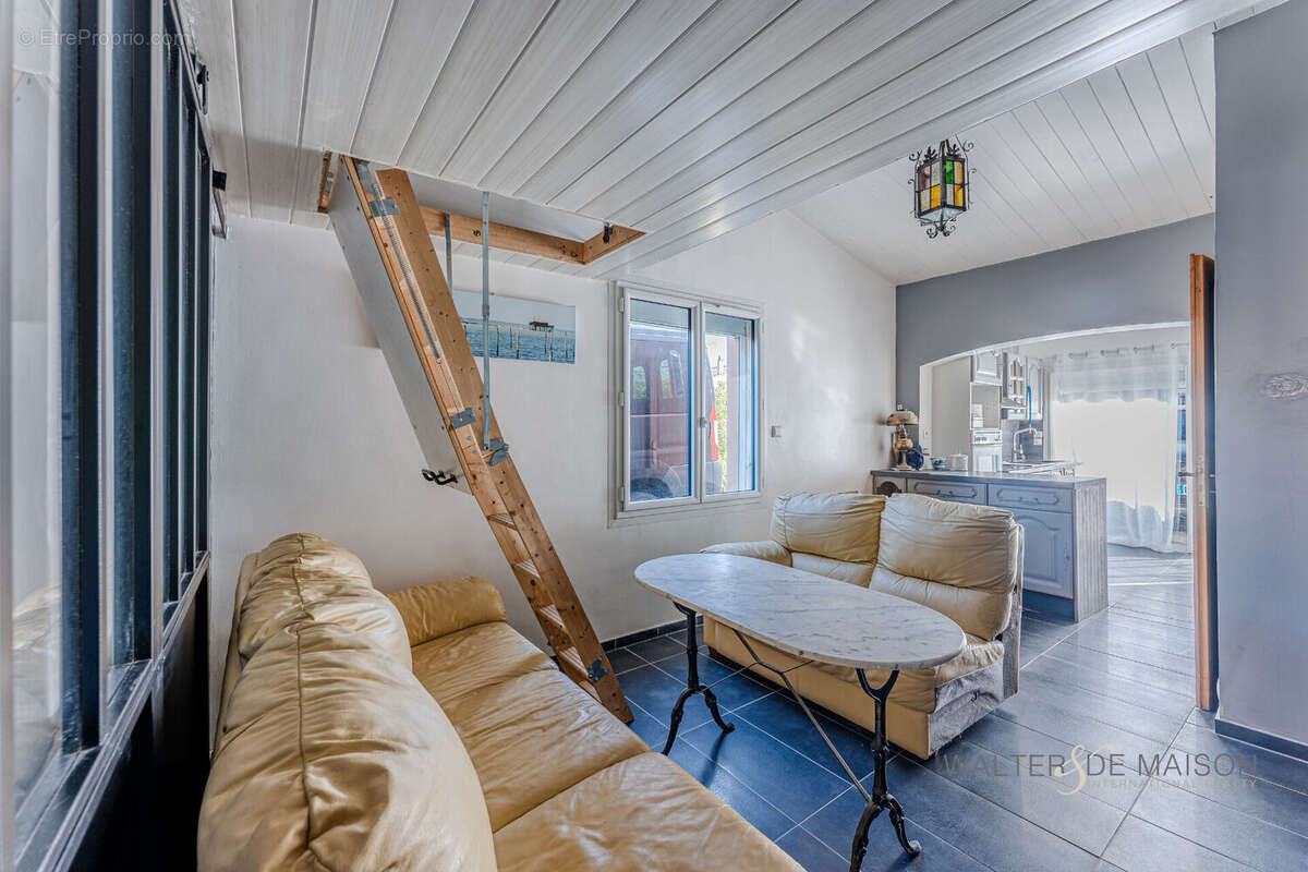 Maison à SAINT-JEAN-D&#039;ILLAC