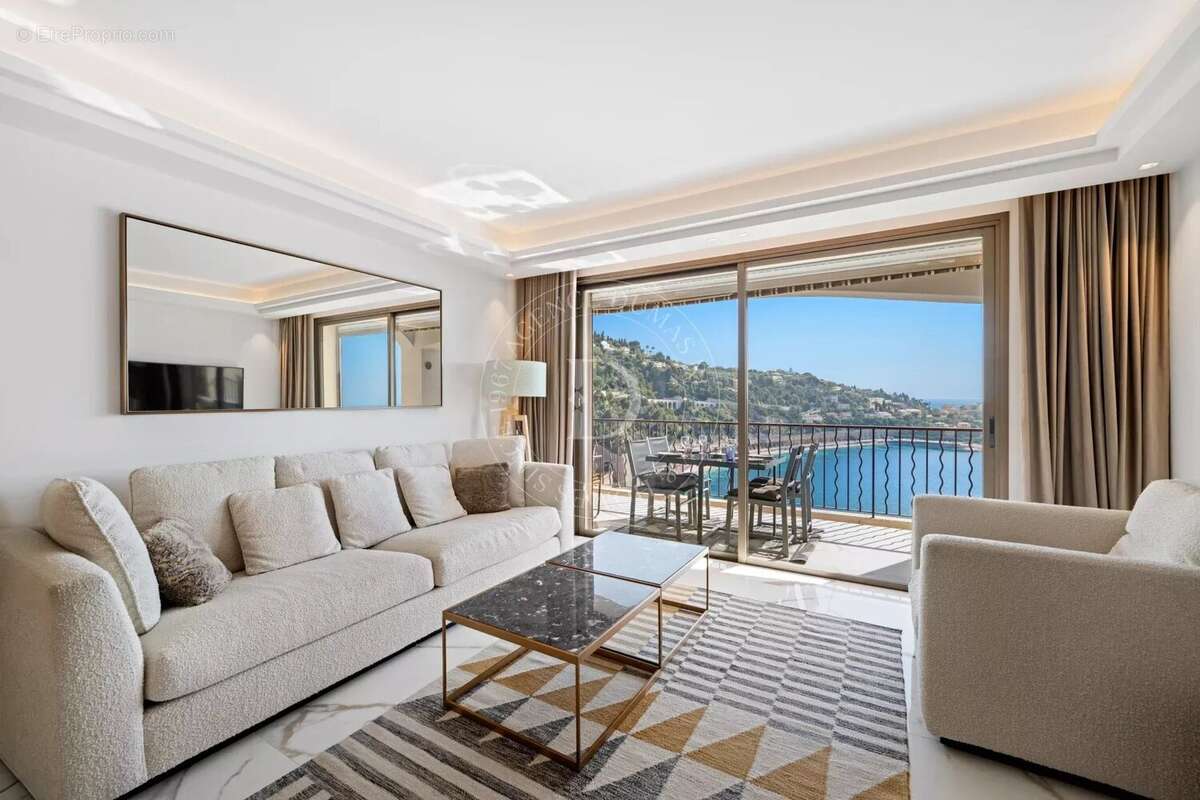 Appartement à VILLEFRANCHE-SUR-MER