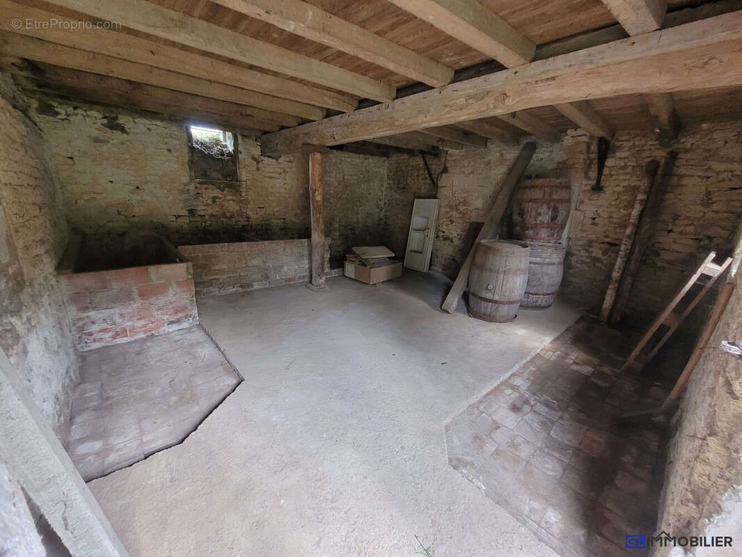 Maison à ESTREES-LA-CAMPAGNE