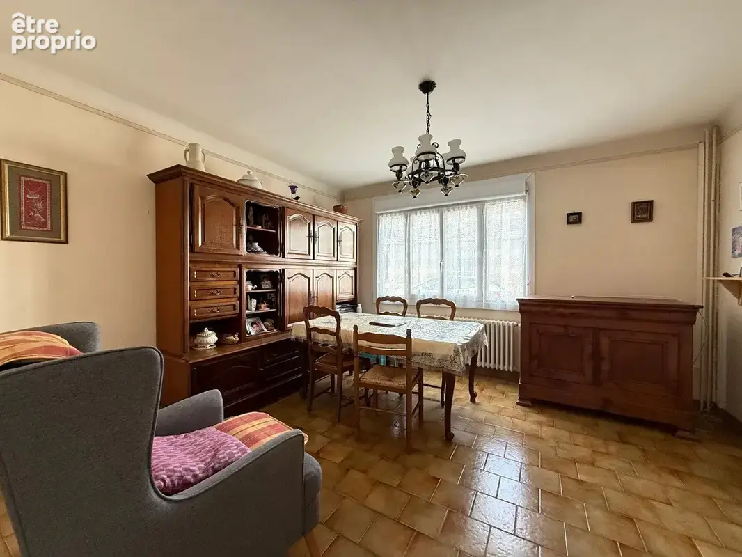Maison 5 pièces 70 m² à vendre à Issoudun (36100) - photo 2